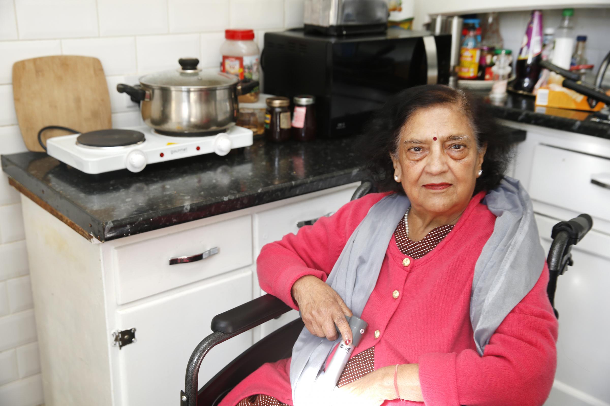 Honoured pensioner left without cooking facilities for weeks