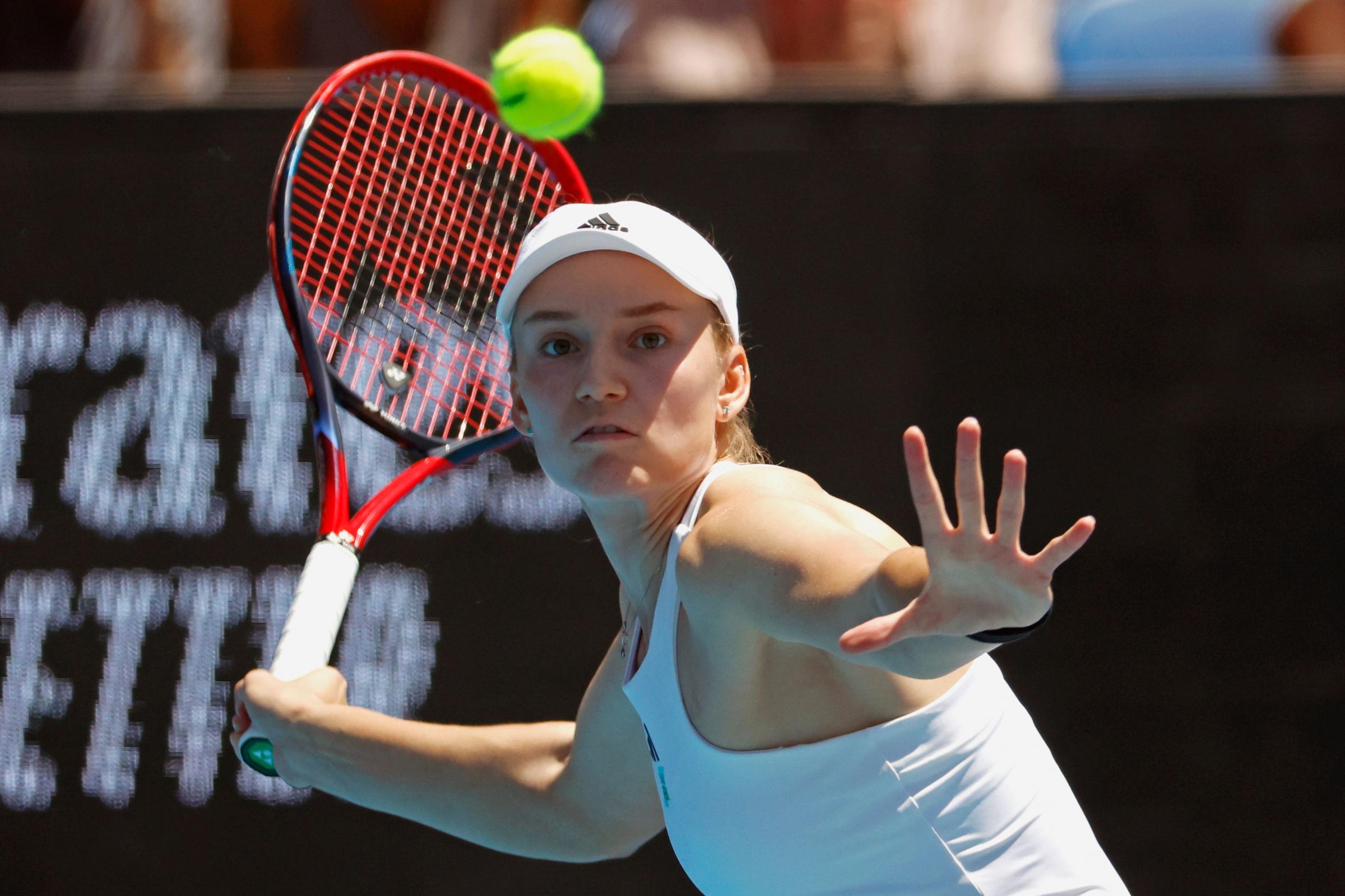Elena Rybakina to take centre stage at Australian Open with Iga Swiatek clash Enfield Independent
