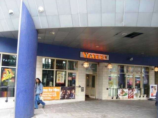 Yates's was situated at Unit 1, Metroplex Centre, 180 High Road, Wood Green. This pub closed in 2008. 