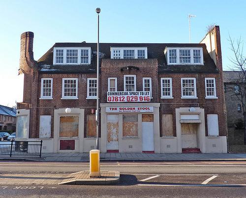 The Mitre was situated at 89-91 High Road. Known as The Golden Stool prior to closure in 2006. South Tottenham