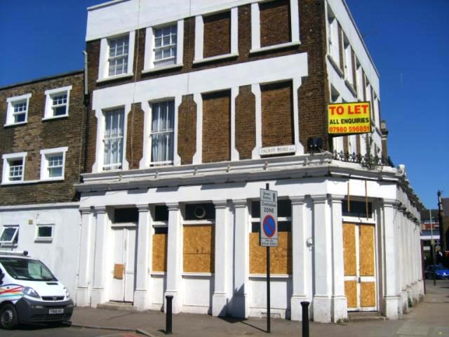 The Seven Sisters was situated at 37 Broad Lane. South Tottenham